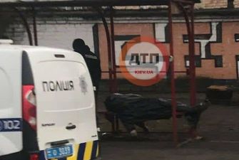В Киеве на остановке найден труп