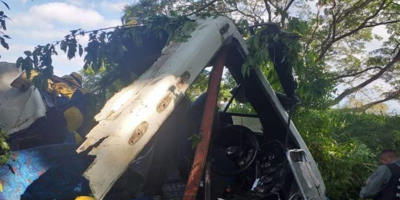 У Венесуелі розбився автобус, 16 людей загинуло