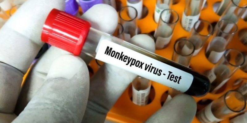 Во Франции уже более 11 тысяч человек получили первую дозу вакцины против оспы обезьян