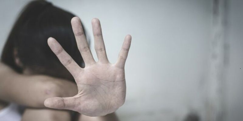 Зашел в гости и изнасиловал ребенка: на Буковине к 10 годам приговорили мужчину