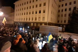 В центре Киева прошла акция протеста: были перекрыты улицы и задействованы десятки полицейских