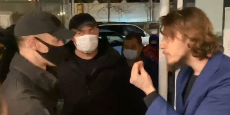 "Правительство - это ваш Бог?": украинский адвокат закатил скандал из-за маски в супермаркете