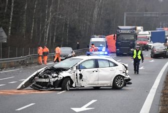 В Польше столкнулись 17 автомобилей