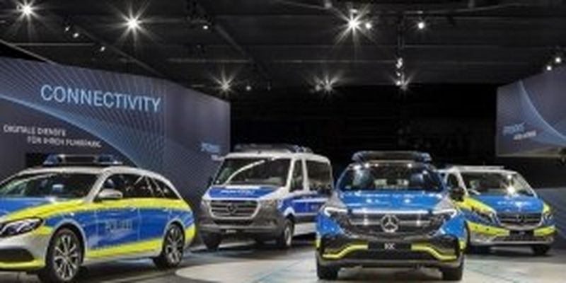 Электромобиль Mercedes-Benz EQC получила немецкая полиция