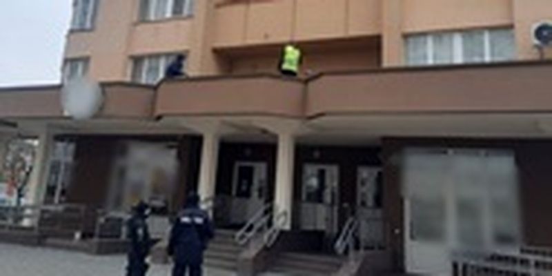 В Броварах погибла девочка, упавшая с 14-го этажа