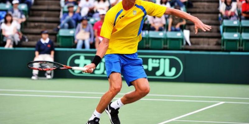 Теннис: украинец Калениченко вышел в полуфинал турнира в Нигерии