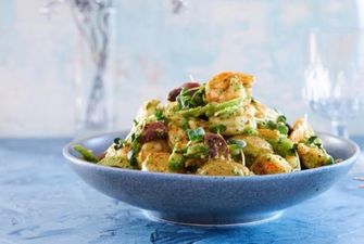 Картофельный салат с креветками и маслинами: рецепт аппетитного салата
