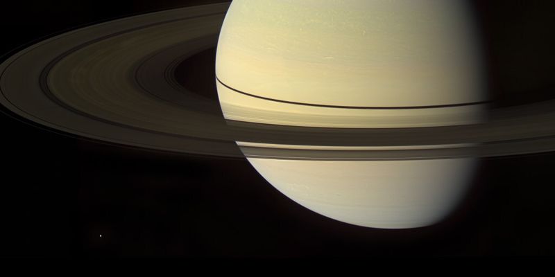 Тайна горячей атмосферы Сатурна: ученые сделали заявление