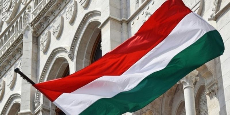 Президент Венгрии назначил парламентские выборы