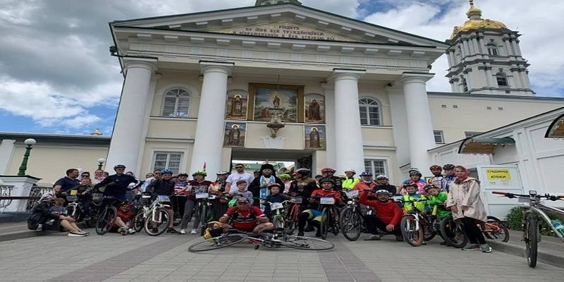 Велопаломничество Киев – Почаев: Верующие УПЦ преодолели 450 км с молитвой за Украину