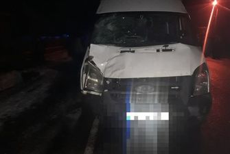 В селе на Закарпатье под колесами Fоrd Transit погиб 41-летний мужчина