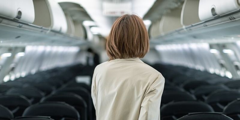 Авиаэксперты назвали самые безопасные места в самолете