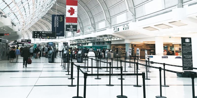 Из-за проблем с интернетом в канадских аэропортах не работает багажный сервис