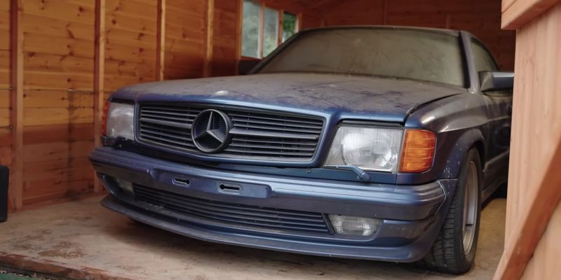 В Британии нашли один из 30 невероятно редких заряженных Mercedes-Benz 80-х