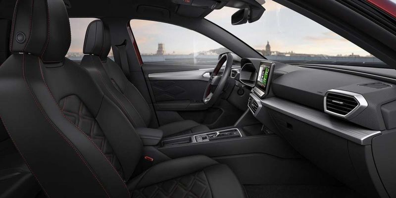 Новый Seat Leon 2020: эмоциональный дизайн и гибридная установка