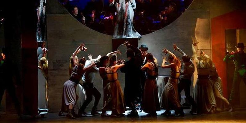 18 мая на главной сцене Национальной оперетты покажут рок-оперу "Белая ворона"