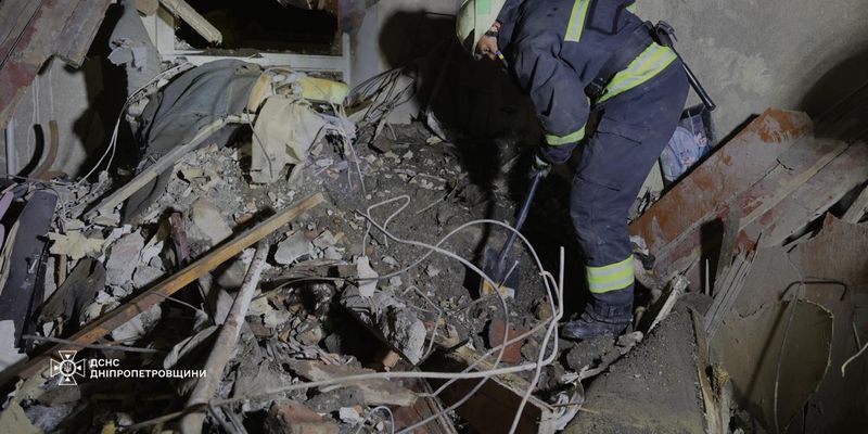 В Днепре завершили спасательную операцию: из-под завалов достали тело мужчины