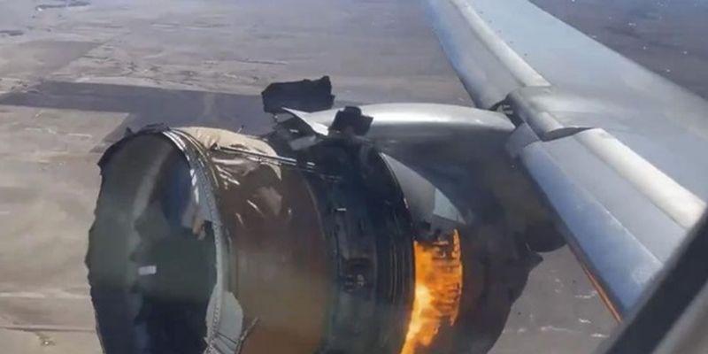 Взрывы двигателей на Boeing. Что произошло