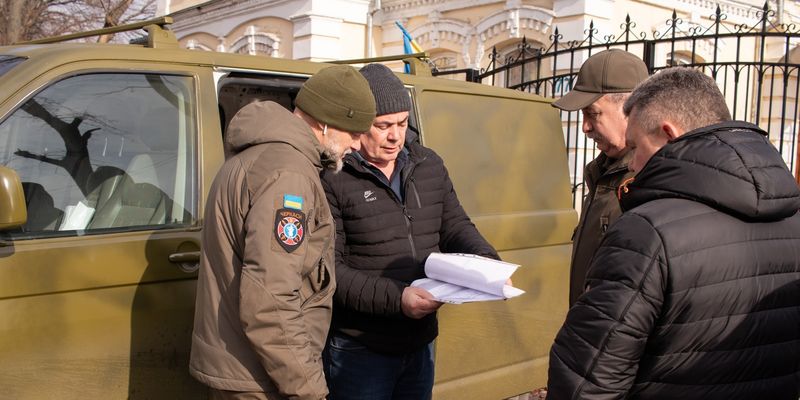 В Черкассах чиновники "заработали" на бесплатно предоставленном для ВСУ автомобиле