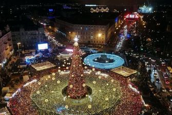 Главную елку Украины начнут разбирать 17 января