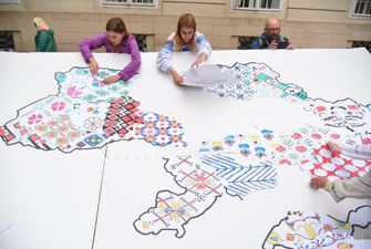 У Львові створили карту, яка показує різноманітність українських вишиванок
