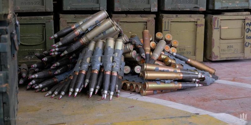 У РФ мільйони тонн снарядів: експерт розповів, як довго окупанти протримаються в Херсоні