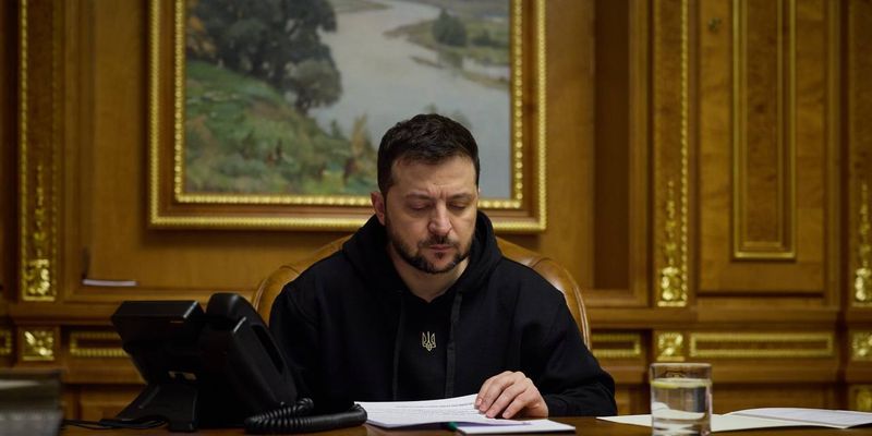"Своевременное решение": Шольц поговорил с Зеленским после согласия передать танки Киеву