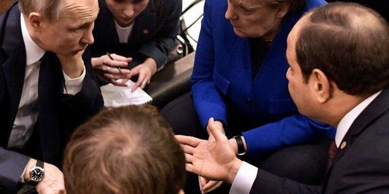 Меркель занервничала: Путин отличился наглой выходкой на конференции в Берлине