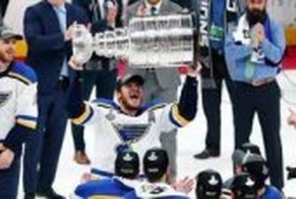В НХЛ отложили розыгрыш Кубка Стэнли из-за вспышки коронавируса