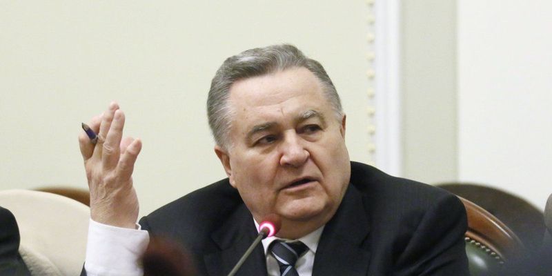Порошенко звільнив Марчука з посади представника України на перемовинах щодо Донбасу