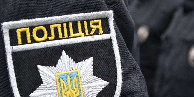 В Ровно сердечник прямо на дороге перестал дышать: на помощь пришли патрульные