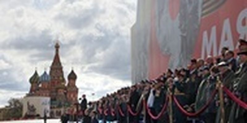 МИД Украины назвало парад в РФ "шоу пропаганды"