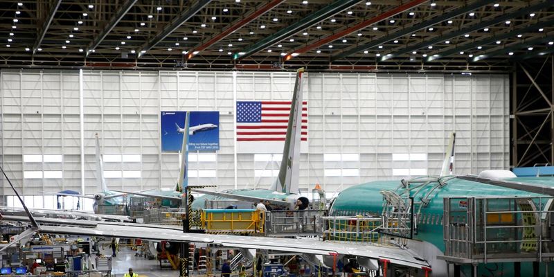 Boeing залишився без замовлень в перший день авіасалону в Ле Бурже