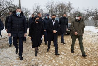 Зеленский срочно прибыл в Донбасс: с ним послы стран "Большой семерки"