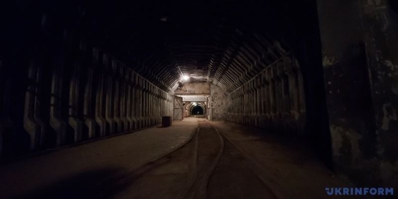 На шахтах Кривого Рога из-за обесточивания под землей находятся почти пол тысячи горняков