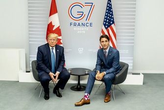 В сети показали знаковое фото саммита G7