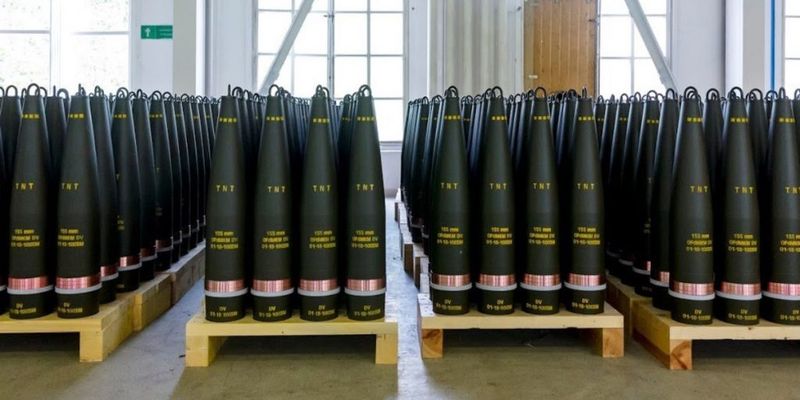 Больше снарядов для ВСУ: Чехия нашла способ передать Украине дополнительные боеприпасы