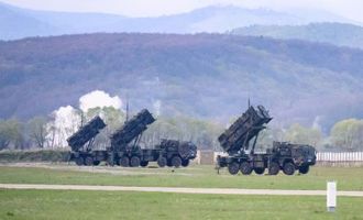 Массированный ракетный обстрел, Румыния может передать Украине ЗРК Patriot: главные новости ночи 8 мая 2024 года