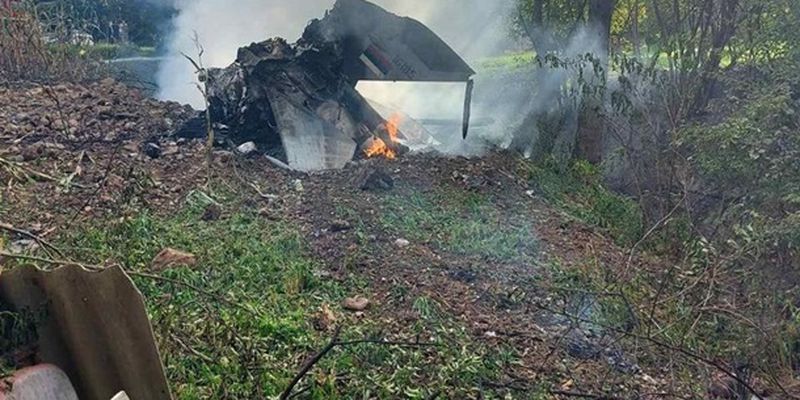 В Сербии истребитель МиГ-21 упал во дворе дома