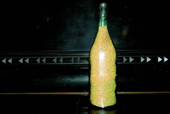Голодомор: закопану пляшку з зерном відкопали через 80 років