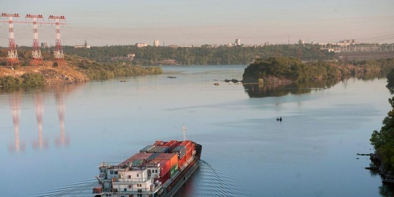 Украина изменила процедуру захода иностранных судов в речные порты