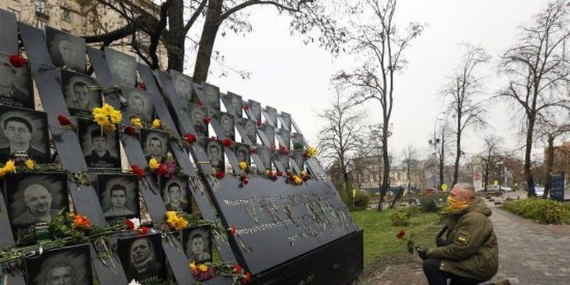 Марші, молитви, народні віче: як минув День Гідності та Свободи у найбільших містах України