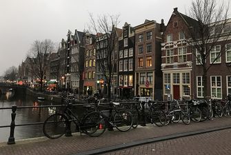 С улиц Амстердама исчезнут бензиновые и дизельные автомобили
