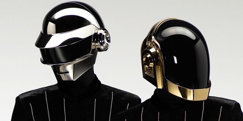 Daft Punk объявили об уходе со сцены