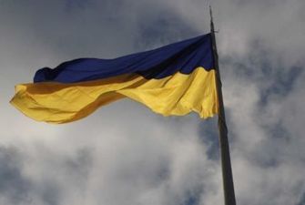 В Киеве приспускают Главный государственный флаг Украины: что известно