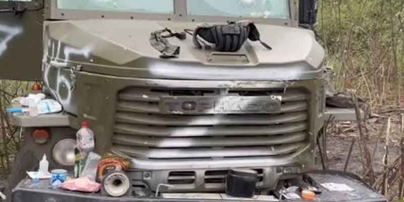 Українські військові затрофеїли броньовану вантажівку окупантів "Торнадо-У": відео