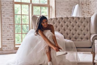 Тренд свадебной моды 2019: кеды и кроссовки