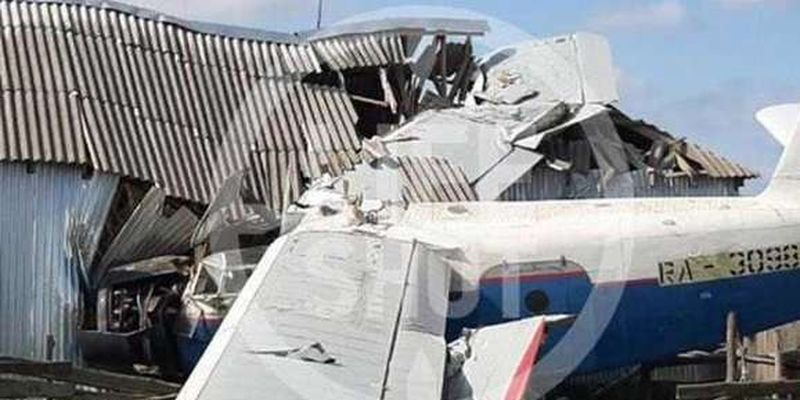 Літак у Чечні рухнув на житловий будинок