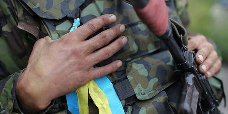 С Днем украинского добровольца: верим в наших защитников и защитниц