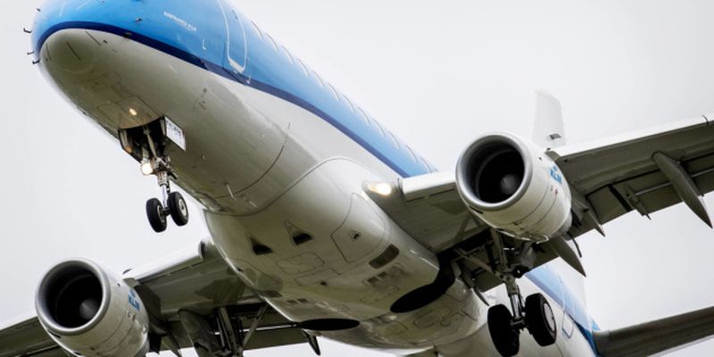 Нидерландская авиакомпания KLM не видит причин отказываться от полетов над Беларусью